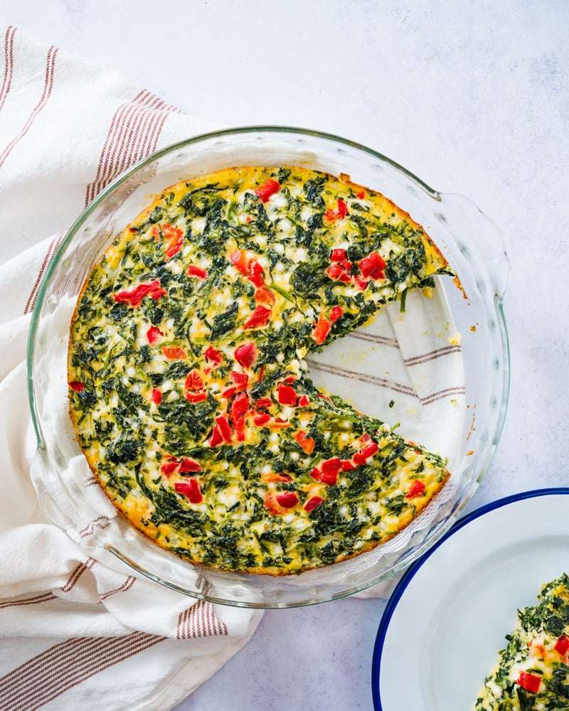Златна пита со спанаќ – без тесто, со неверојатен вкус